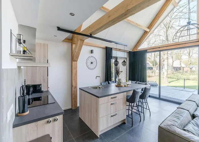 Thatched With Private Terrace Nr 670