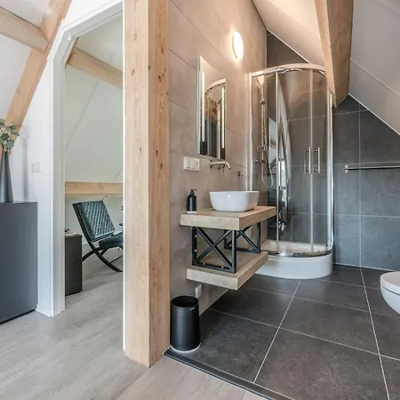 Thatched With Private Terrace Dom wakacyjny